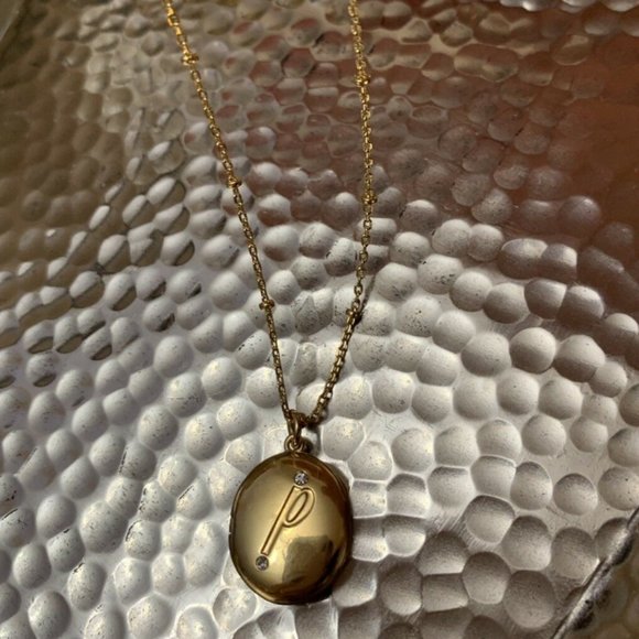 kate spade forever mine initial gold locket pendant necklace "P" nwot - Picture 8 of 9
